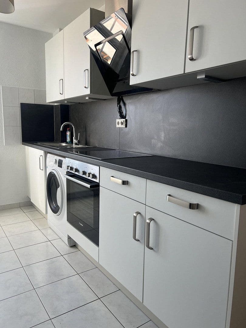 Pronájem bytu 2+1 49 m², Frankfurt, Hessen Pronájem bytu 2+1 49 m², Frankfurt, Hessen