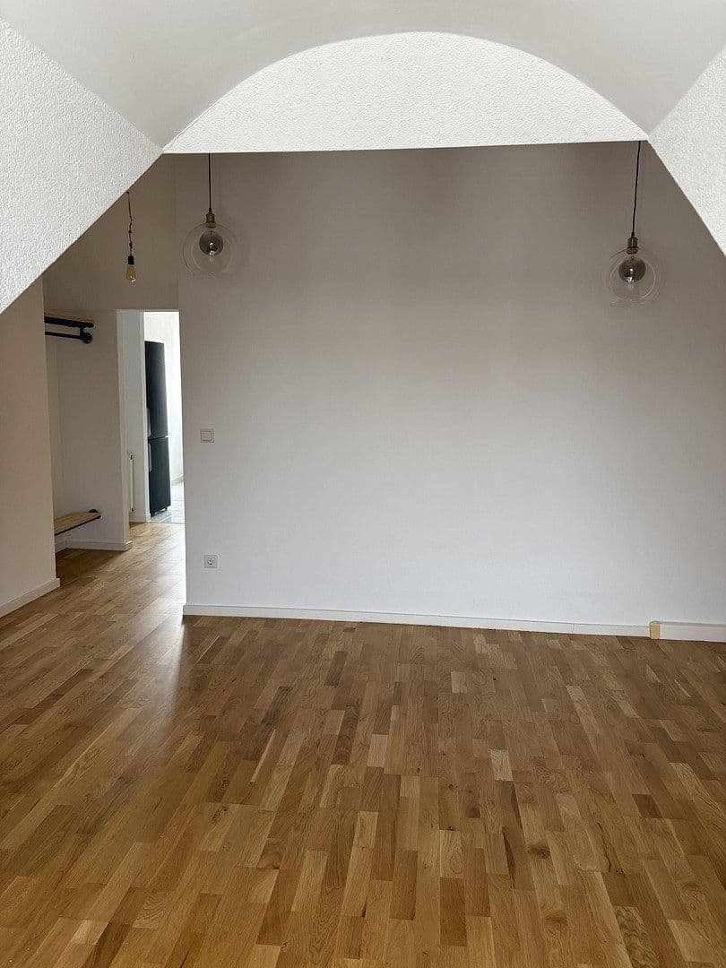Pronájem bytu 2+1 49 m², Frankfurt, Hessen Pronájem bytu 2+1 49 m², Frankfurt, Hessen