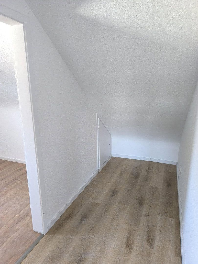 Pronájem bytu 3+1 65 m², Göppingen, Bádensko-Württembersko Pronájem bytu 3+1 65 m², Göppingen, Bádensko-Württembersko