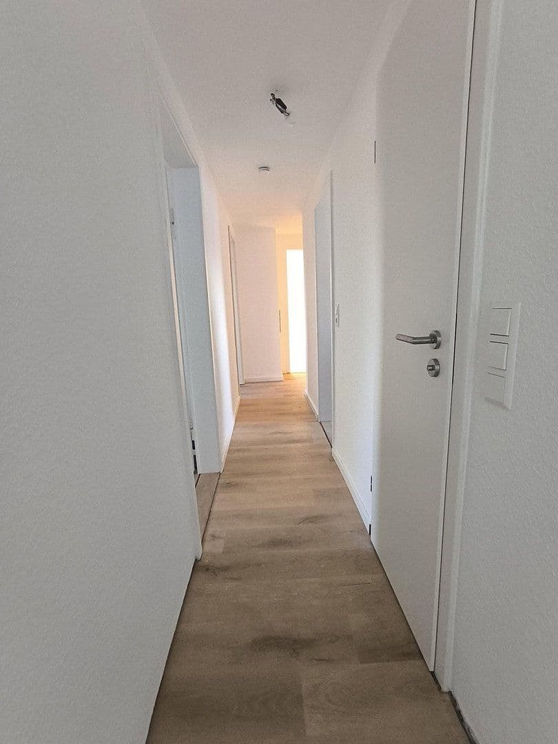 Pronájem bytu 3+1 65 m², Göppingen, Bádensko-Württembersko Pronájem bytu 3+1 65 m², Göppingen, Bádensko-Württembersko