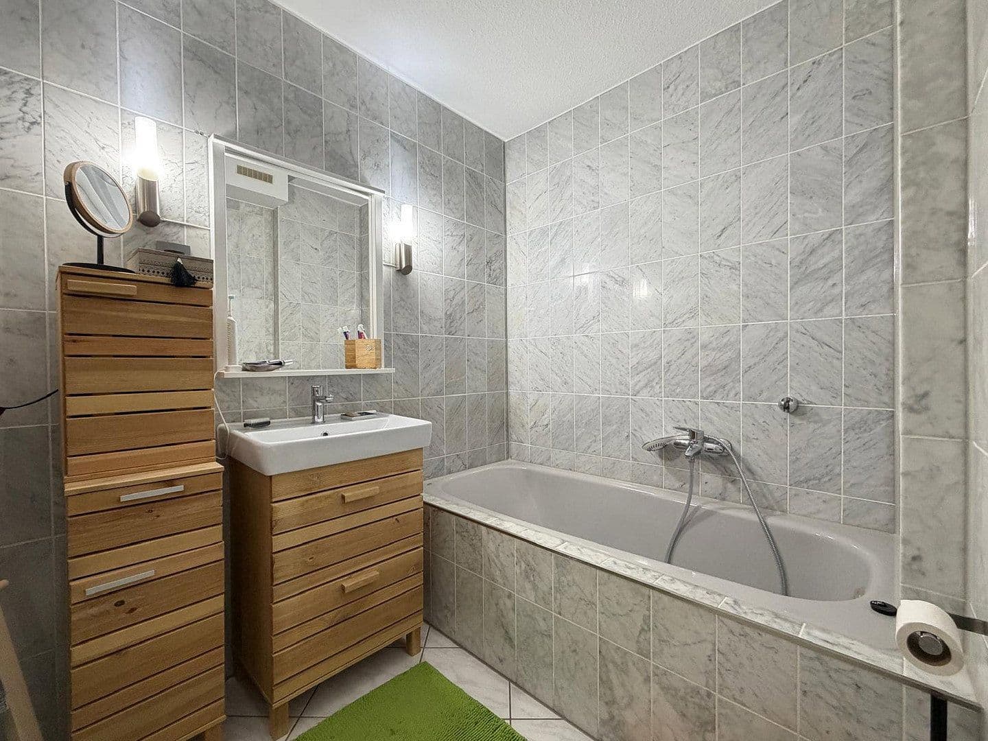 Pronájem bytu 3+1 88 m², Opladener Straße 102, Leverkusen, Severní Porýní-Vestfálsko Pronájem bytu 3+1 88 m², Opladener Straße 102, Leverkusen, Severní Porýní-Vestfálsko