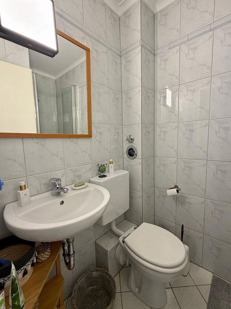 Pronájem bytu 3+1 88 m², Opladener Straße 102, Leverkusen, Severní Porýní-Vestfálsko Pronájem bytu 3+1 88 m², Opladener Straße 102, Leverkusen, Severní Porýní-Vestfálsko