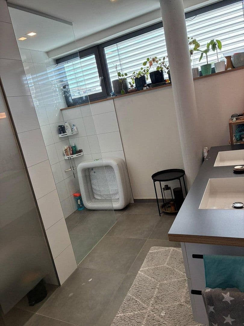Pronájem bytu 2+1 75 m², Aschaffenburg, Bavorsko Pronájem bytu 2+1 75 m², Aschaffenburg, Bavorsko