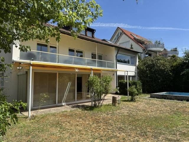 Prodej domu 410 m², pozemek 1.100 m², Korntal-Münchingen, Bádensko-Württembersko Prodej domu 410 m², pozemek 1.100 m², Korntal-Münchingen, Bádensko-Württembersko