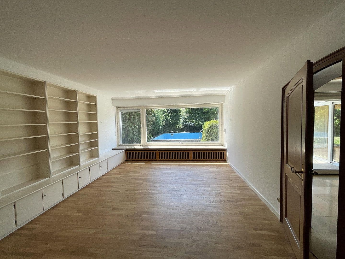 Prodej domu 410 m², pozemek 1.100 m², Korntal-Münchingen, Bádensko-Württembersko Prodej domu 410 m², pozemek 1.100 m², Korntal-Münchingen, Bádensko-Württembersko