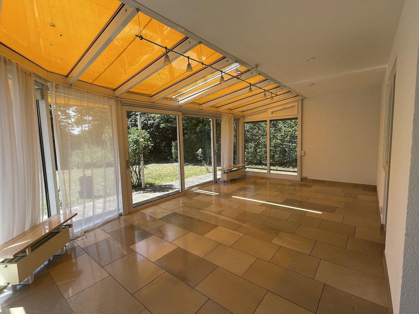 Prodej domu 410 m², pozemek 1.100 m², Korntal-Münchingen, Bádensko-Württembersko Prodej domu 410 m², pozemek 1.100 m², Korntal-Münchingen, Bádensko-Württembersko