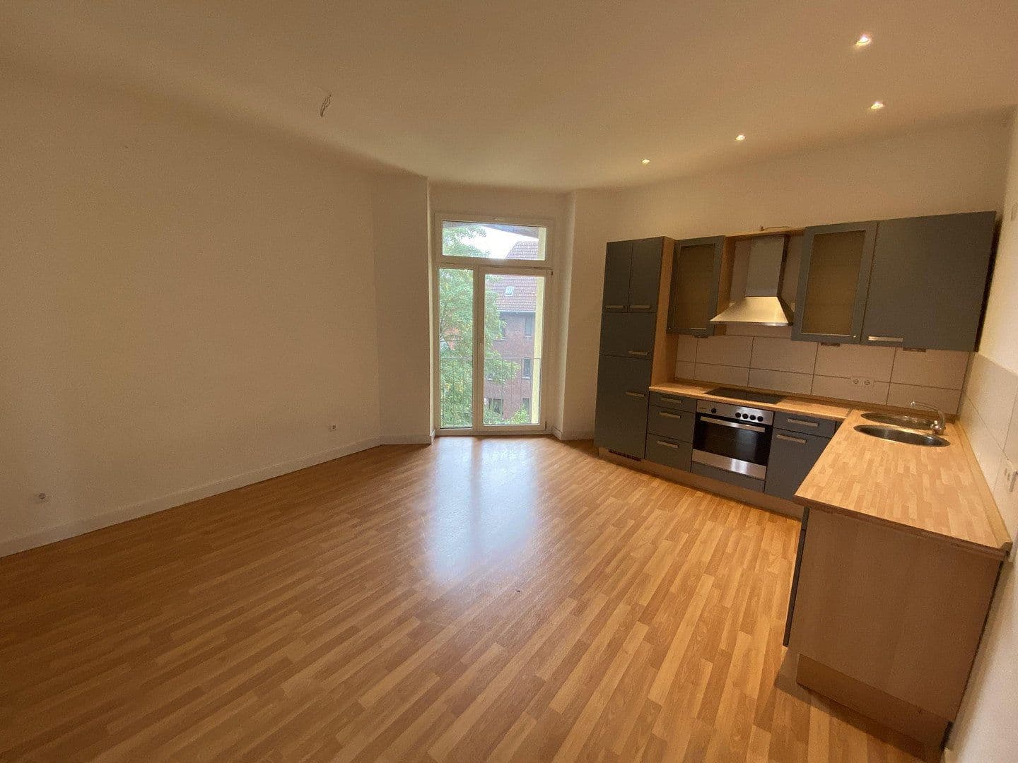 Pronájem bytu 4+1 108 m², Steinbrinkstraße 105, Oberhausen, Severní Porýní-Vestfálsko Pronájem bytu 4+1 108 m², Steinbrinkstraße 105, Oberhausen, Severní Porýní-Vestfálsko
