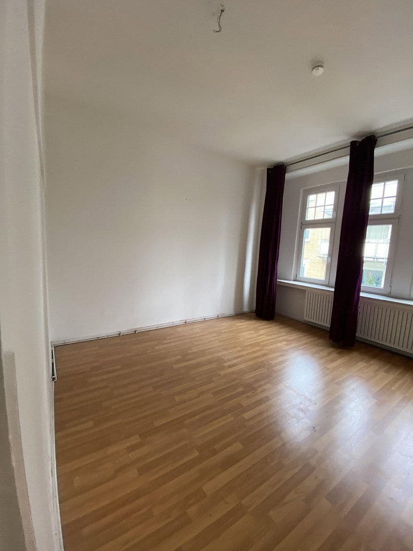 Pronájem bytu 4+1 108 m², Steinbrinkstraße 105, Oberhausen, Severní Porýní-Vestfálsko Pronájem bytu 4+1 108 m², Steinbrinkstraße 105, Oberhausen, Severní Porýní-Vestfálsko