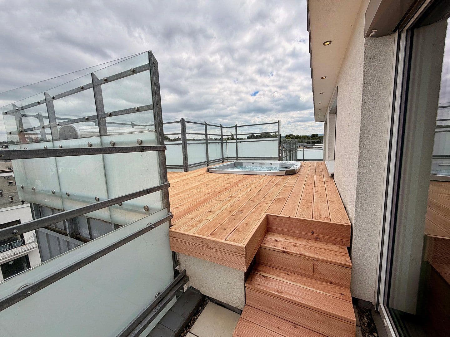 Prodej bytu 4+1 196 m², Limburg an der Lahn, Hessen Prodej bytu 4+1 196 m², Limburg an der Lahn, Hessen