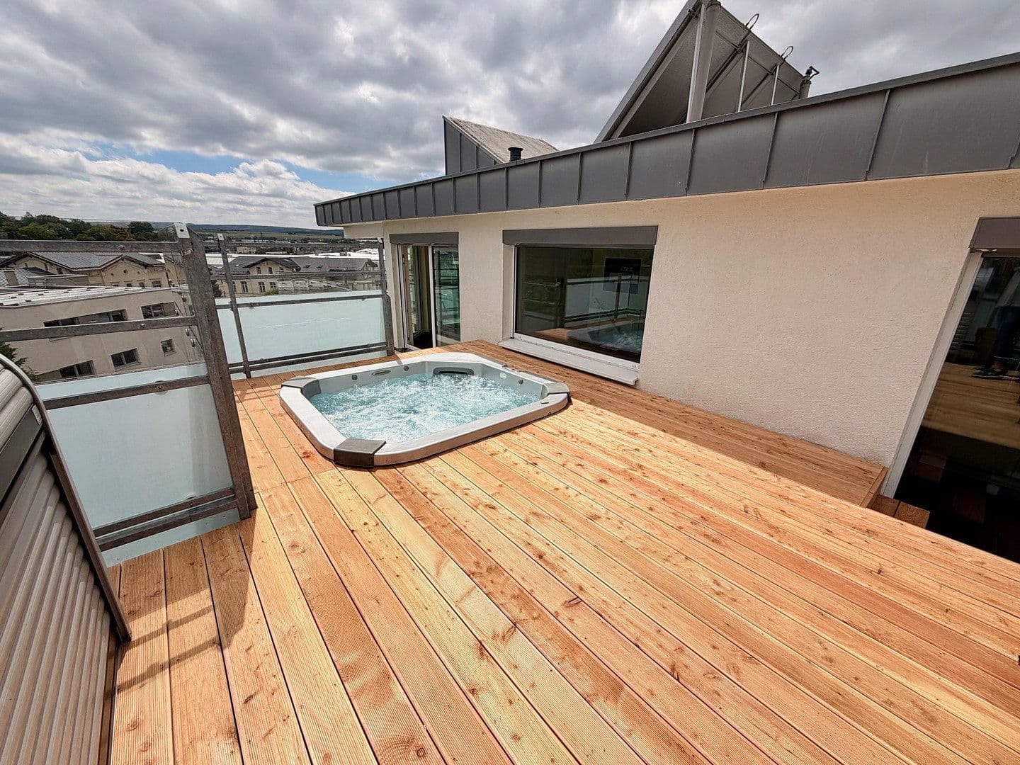 Prodej bytu 4+1 196 m², Limburg an der Lahn, Hessen Prodej bytu 4+1 196 m², Limburg an der Lahn, Hessen