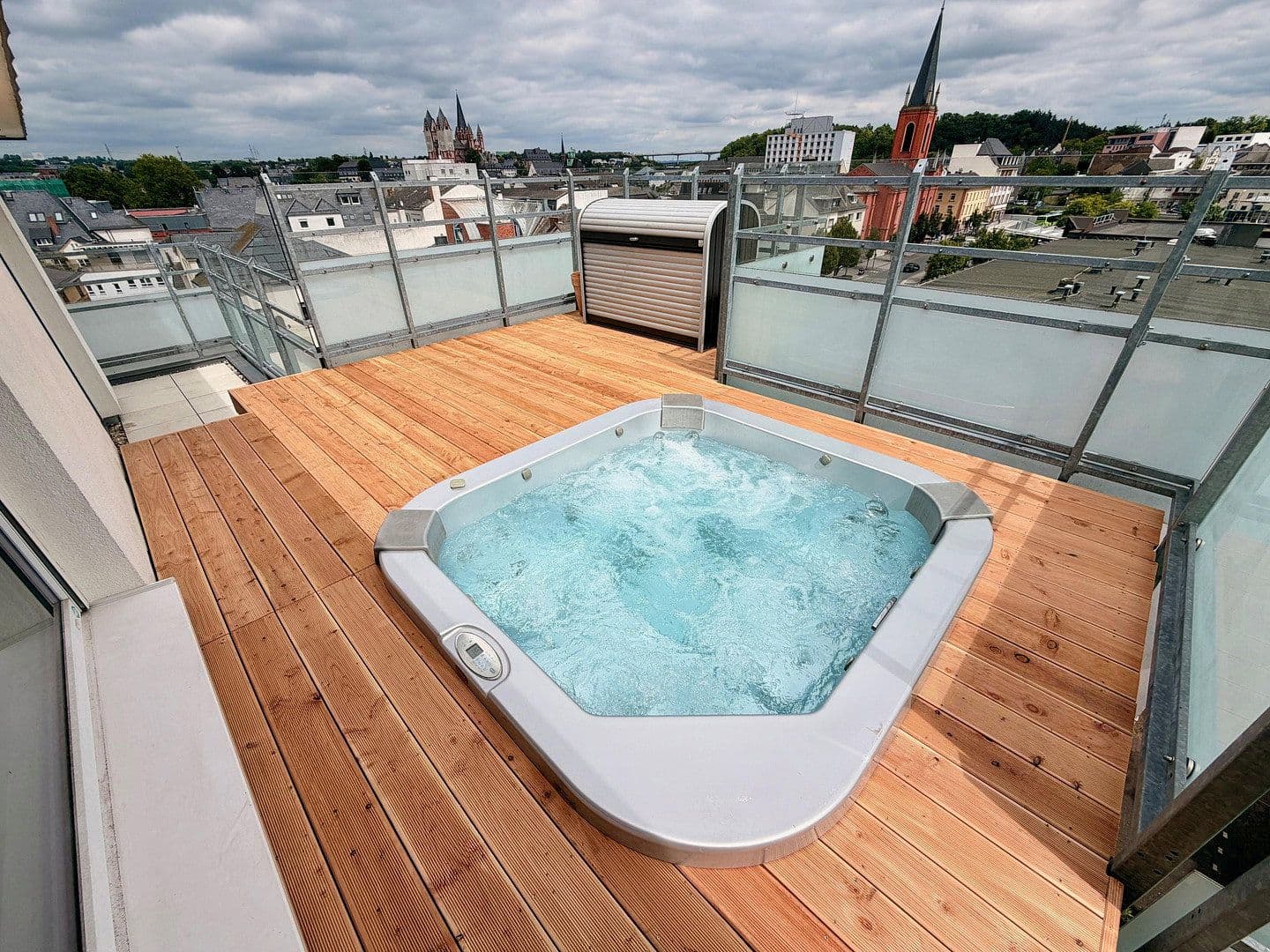 Prodej bytu 4+1 196 m², Limburg an der Lahn, Hessen Prodej bytu 4+1 196 m², Limburg an der Lahn, Hessen