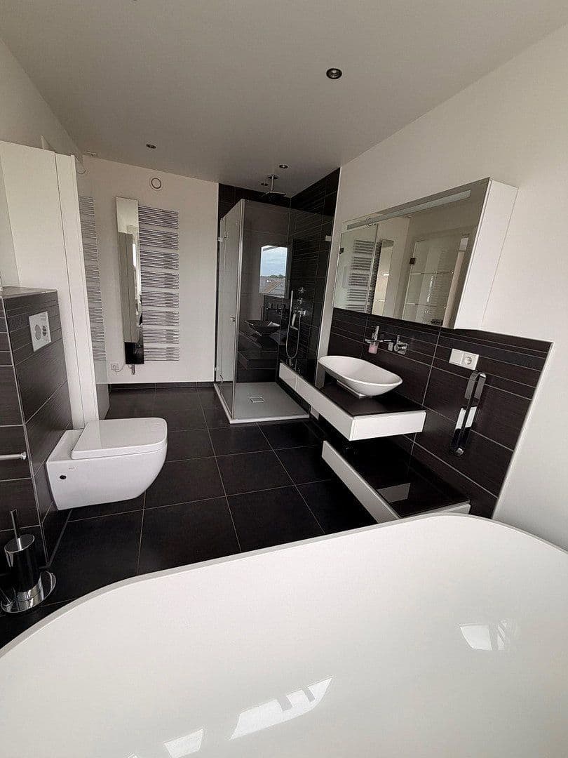 Prodej bytu 4+1 196 m², Limburg an der Lahn, Hessen Prodej bytu 4+1 196 m², Limburg an der Lahn, Hessen