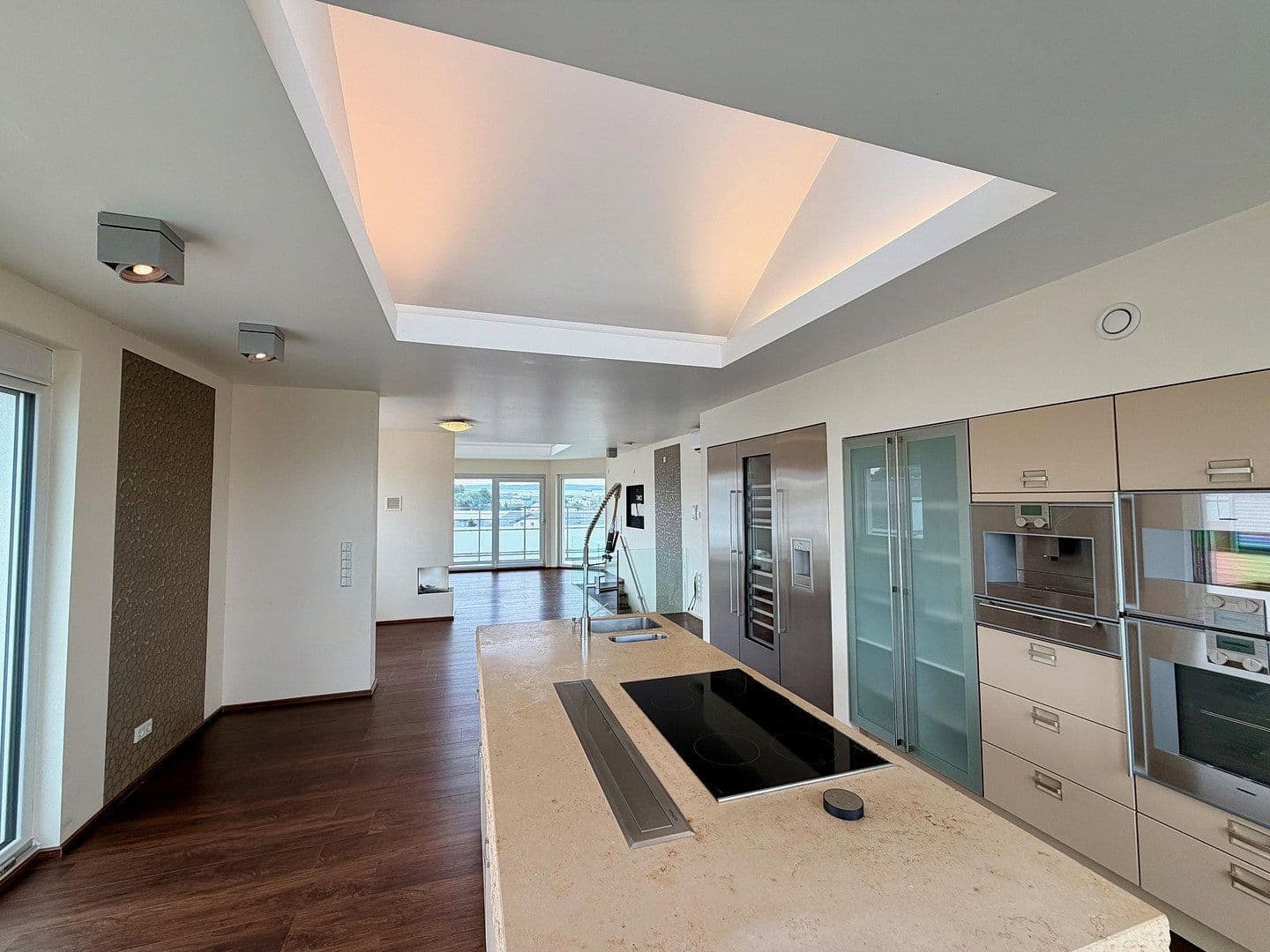 Prodej bytu 4+1 196 m², Limburg an der Lahn, Hessen Prodej bytu 4+1 196 m², Limburg an der Lahn, Hessen