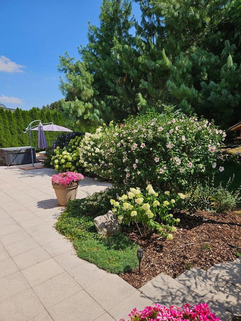 Prodej domu 215 m², pozemek 1.339 m², Kirchberg an der Iller, Bádensko-Württembersko Prodej domu 215 m², pozemek 1.339 m², Kirchberg an der Iller, Bádensko-Württembersko