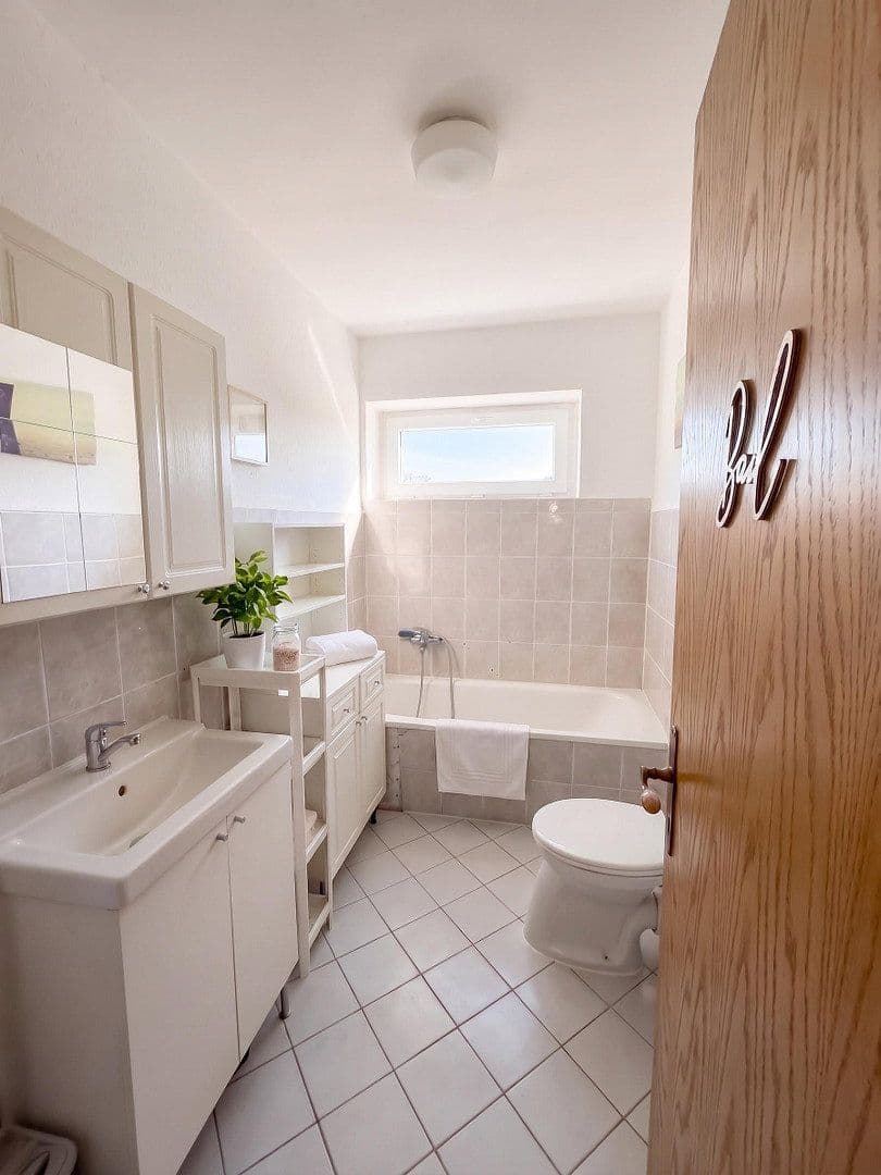 Prodej domu 125 m², pozemek 700 m², Berne, Dolní Sasko Prodej domu 125 m², pozemek 700 m², Berne, Dolní Sasko