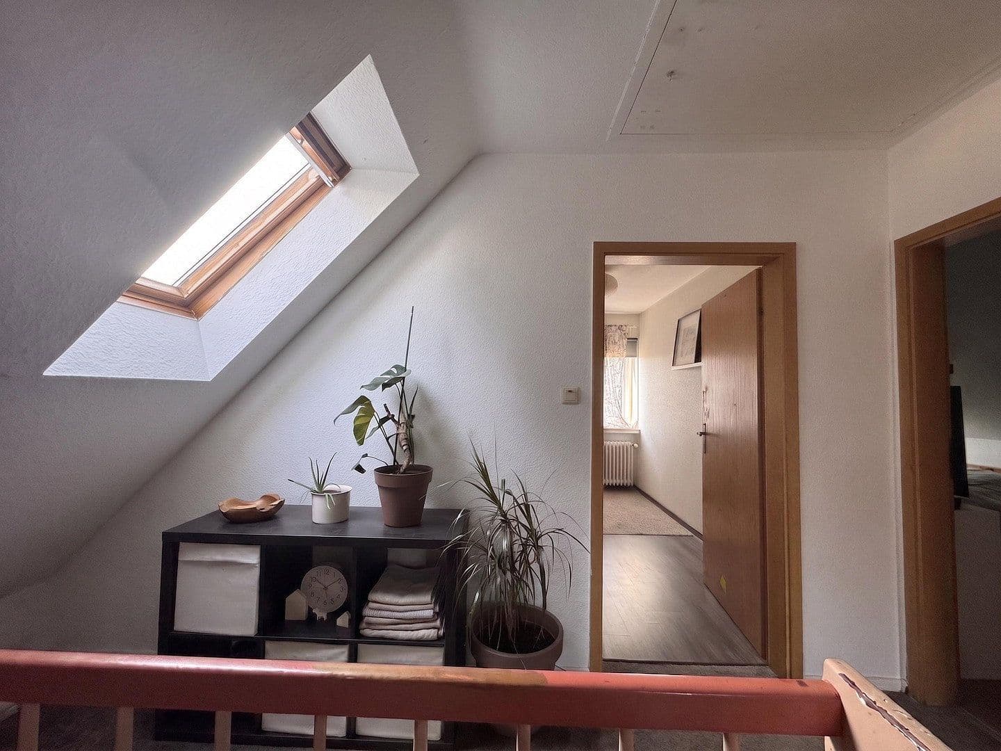 Prodej domu 125 m², pozemek 700 m², Berne, Dolní Sasko Prodej domu 125 m², pozemek 700 m², Berne, Dolní Sasko