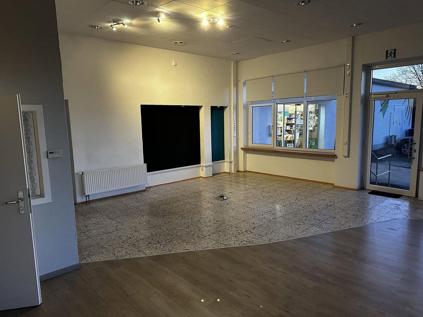Pronájem kanceláře 124 m², Alte Landstraße 18, Ebsdorfergrund, Hessen Pronájem kanceláře 124 m², Alte Landstraße 18, Ebsdorfergrund, Hessen