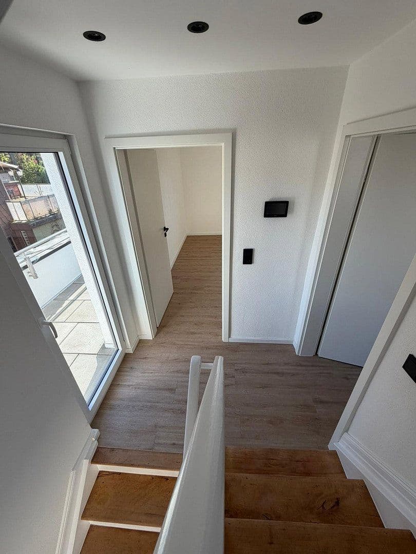 Prodej domu 100 m², pozemek 500 m², Saarbrücken, Země Sársko Prodej domu 100 m², pozemek 500 m², Saarbrücken, Země Sársko