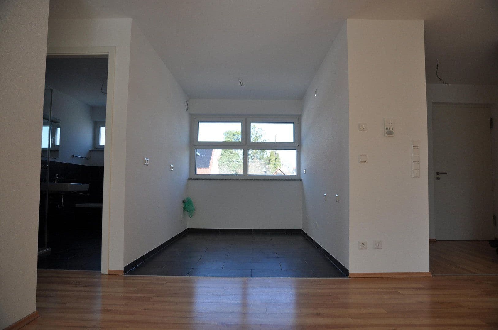 Pronájem bytu 4+1 123 m², Aldingen, Bádensko-Württembersko Pronájem bytu 4+1 123 m², Aldingen, Bádensko-Württembersko