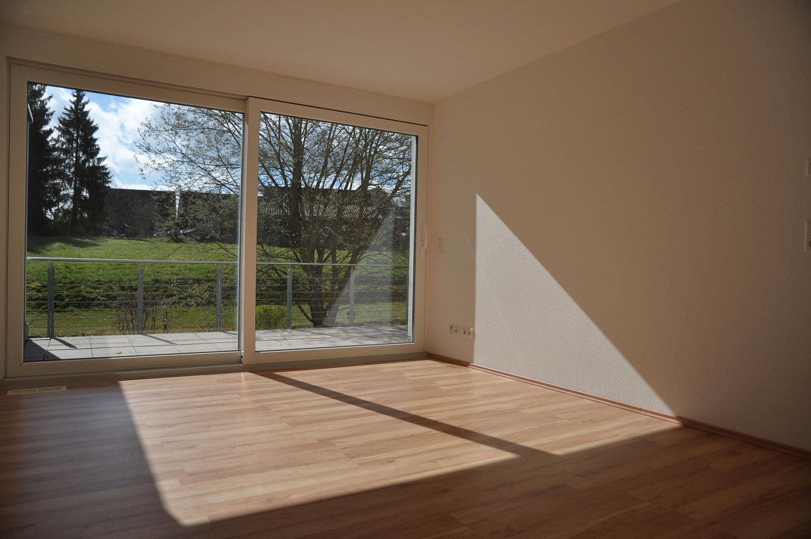 Pronájem bytu 4+1 123 m², Aldingen, Bádensko-Württembersko Pronájem bytu 4+1 123 m², Aldingen, Bádensko-Württembersko