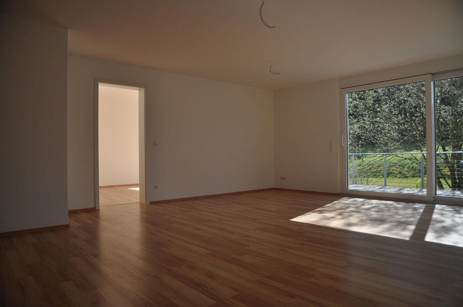 Pronájem bytu 4+1 123 m², Aldingen, Bádensko-Württembersko Pronájem bytu 4+1 123 m², Aldingen, Bádensko-Württembersko