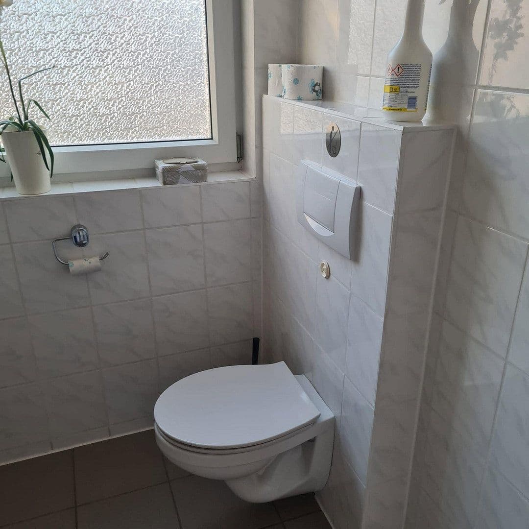 Pronájem nebytového prostoru 210 m², Kahl am Main, Bavorsko Pronájem nebytového prostoru 210 m², Kahl am Main, Bavorsko