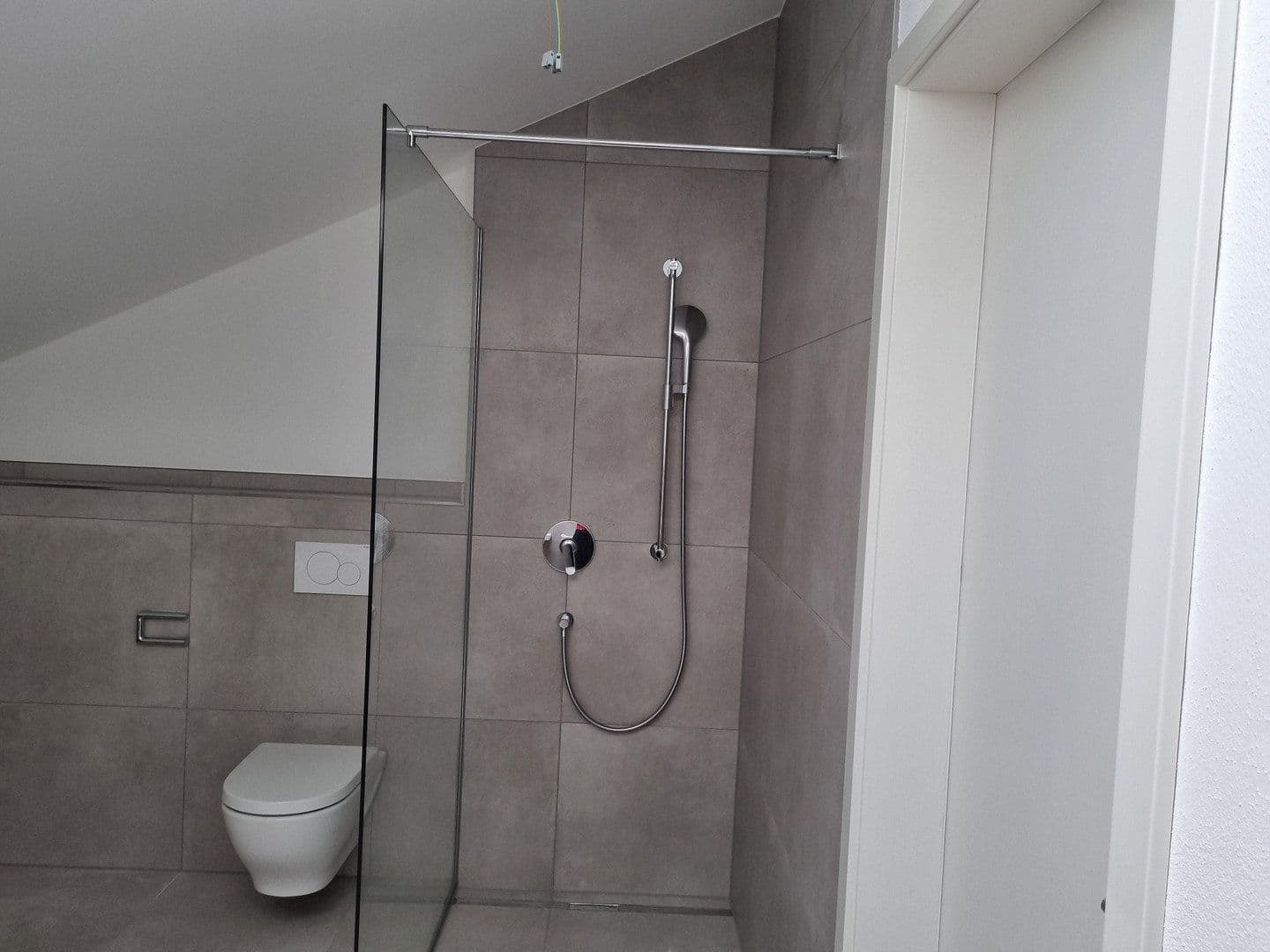 Pronájem bytu 3+1 96 m², Rosenheimer Str. 31, Grafing, Bavorsko Pronájem bytu 3+1 96 m², Rosenheimer Str. 31, Grafing, Bavorsko
