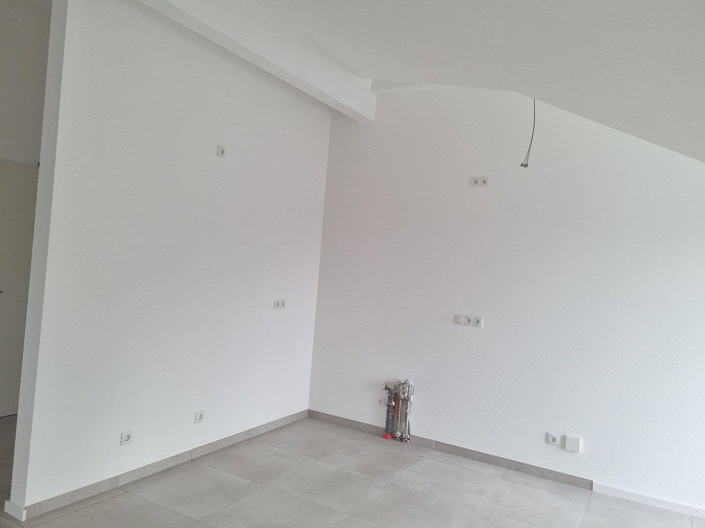 Pronájem bytu 3+1 96 m², Rosenheimer Str. 31, Grafing, Bavorsko Pronájem bytu 3+1 96 m², Rosenheimer Str. 31, Grafing, Bavorsko