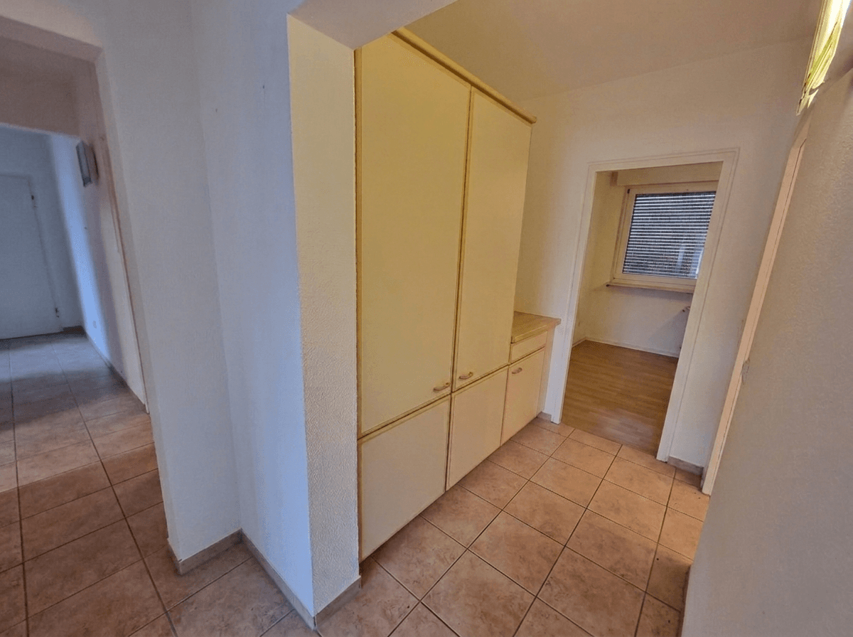 Prodej bytu 4+1 88 m², Bartningstr. 10, Darmstadt-Kranichstein, Hessen Prodej bytu 4+1 88 m², Bartningstr. 10, Darmstadt-Kranichstein, Hessen