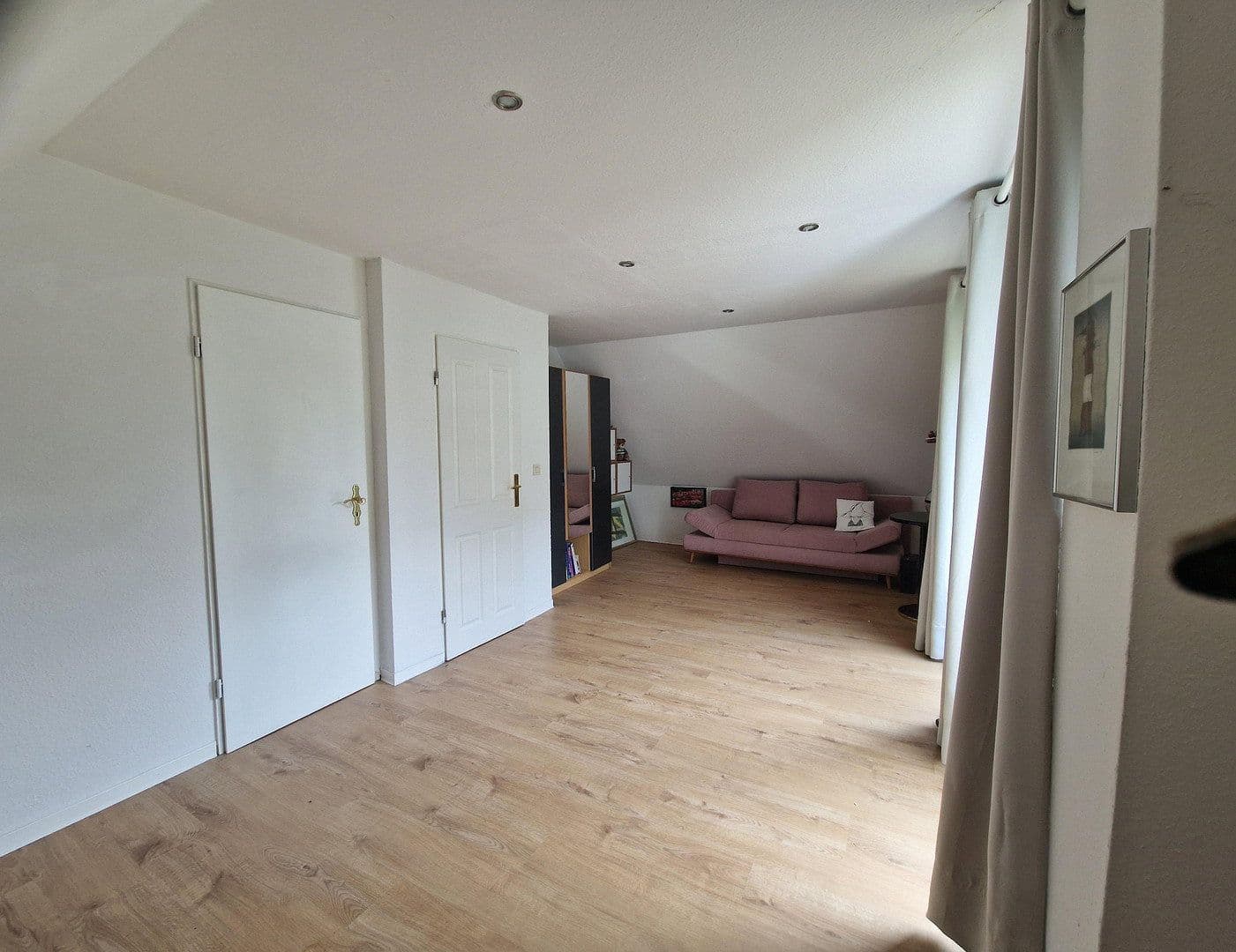 Prodej domu 240 m², pozemek 720 m², Lilienthal, Dolní Sasko Prodej domu 240 m², pozemek 720 m², Lilienthal, Dolní Sasko