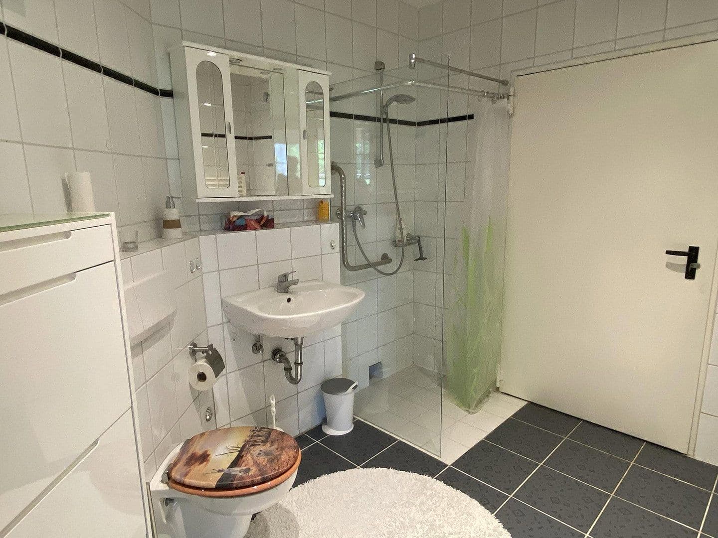 Prodej domu 240 m², pozemek 720 m², Lilienthal, Dolní Sasko Prodej domu 240 m², pozemek 720 m², Lilienthal, Dolní Sasko