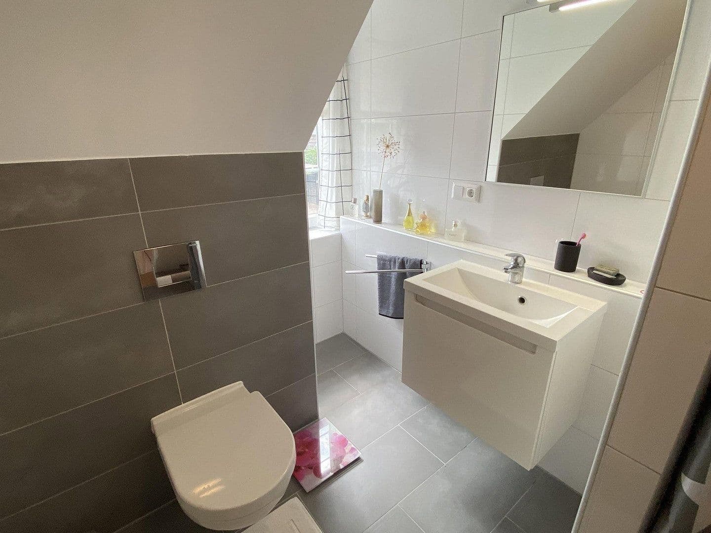 Prodej domu 240 m², pozemek 720 m², Lilienthal, Dolní Sasko Prodej domu 240 m², pozemek 720 m², Lilienthal, Dolní Sasko