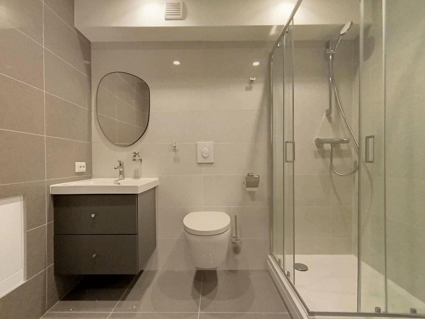 Prodej domu 150 m², pozemek 420 m², Steinbergskamp 3B, Basdahl, Dolní Sasko Prodej domu 150 m², pozemek 420 m², Steinbergskamp 3B, Basdahl, Dolní Sasko