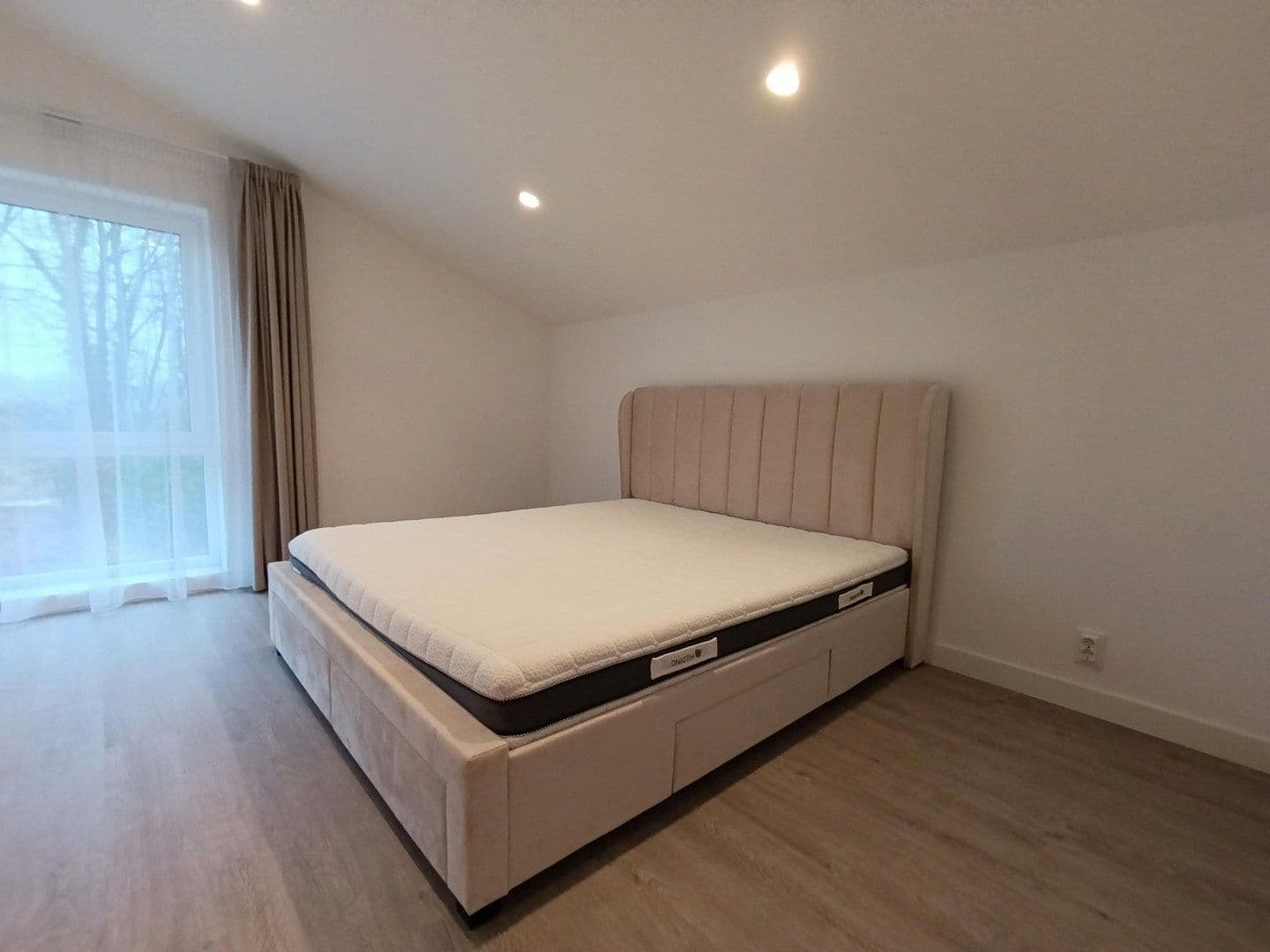 Prodej domu 150 m², pozemek 420 m², Steinbergskamp 3B, Basdahl, Dolní Sasko Prodej domu 150 m², pozemek 420 m², Steinbergskamp 3B, Basdahl, Dolní Sasko