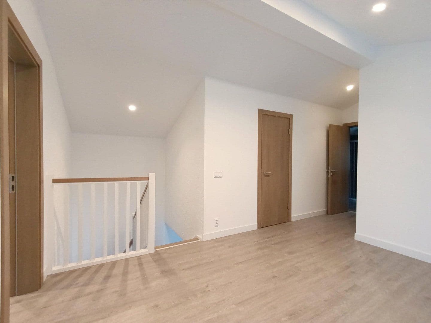 Prodej domu 150 m², pozemek 420 m², Steinbergskamp 3B, Basdahl, Dolní Sasko Prodej domu 150 m², pozemek 420 m², Steinbergskamp 3B, Basdahl, Dolní Sasko