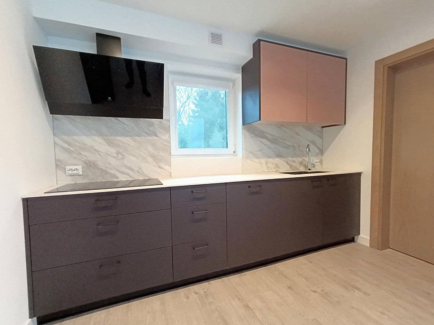 Prodej domu 150 m², pozemek 420 m², Steinbergskamp 3B, Basdahl, Dolní Sasko Prodej domu 150 m², pozemek 420 m², Steinbergskamp 3B, Basdahl, Dolní Sasko