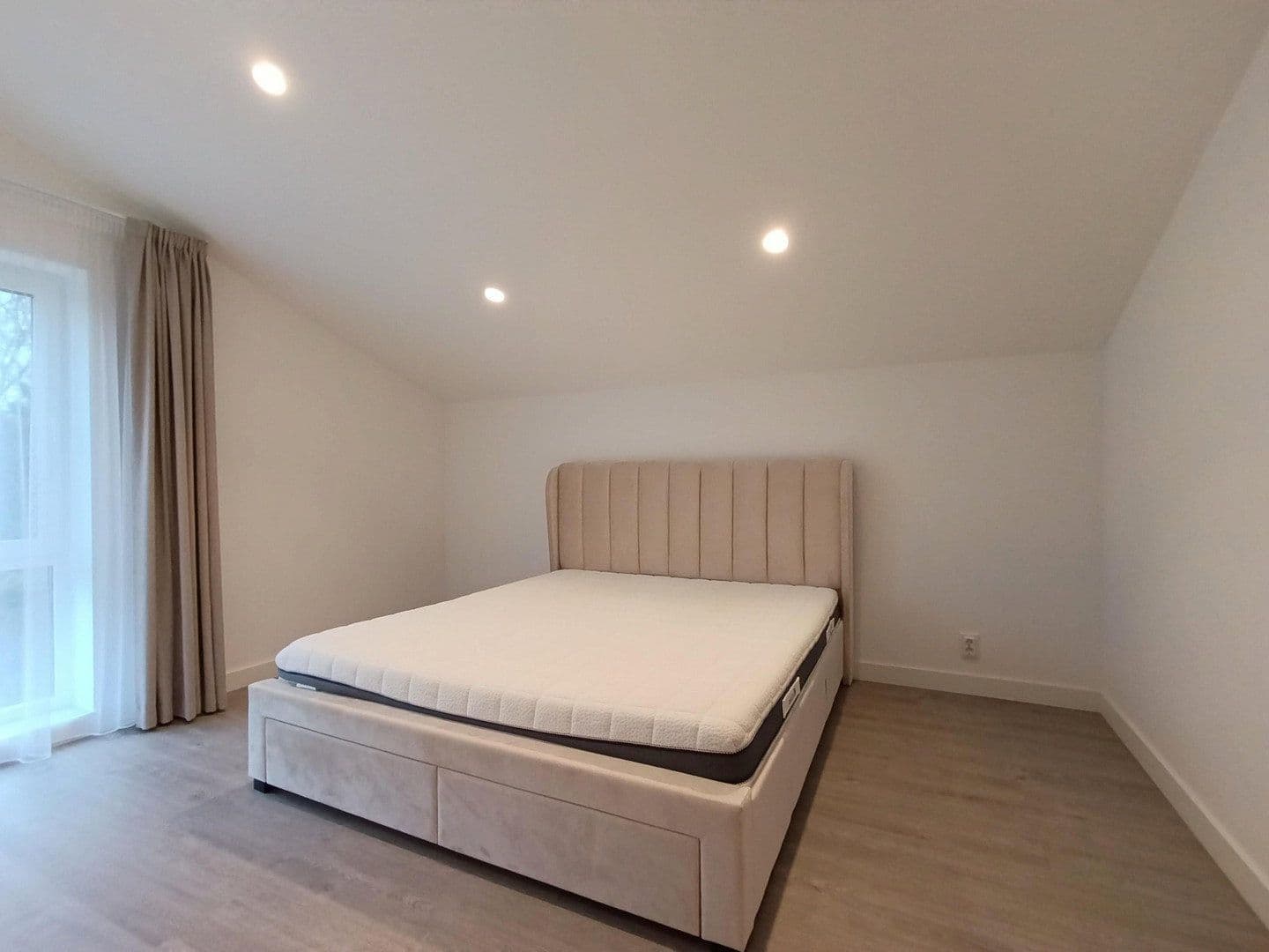 Prodej domu 150 m², pozemek 420 m², Steinbergskamp 3B, Basdahl, Dolní Sasko Prodej domu 150 m², pozemek 420 m², Steinbergskamp 3B, Basdahl, Dolní Sasko