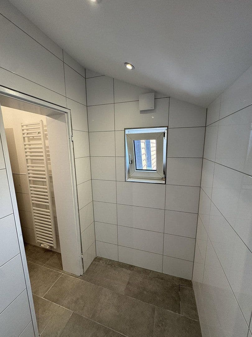 Pronájem bytu 3+1 60 m², Kaiserstr., Herzogenrath, Severní Porýní-Vestfálsko Pronájem bytu 3+1 60 m², Kaiserstr., Herzogenrath, Severní Porýní-Vestfálsko