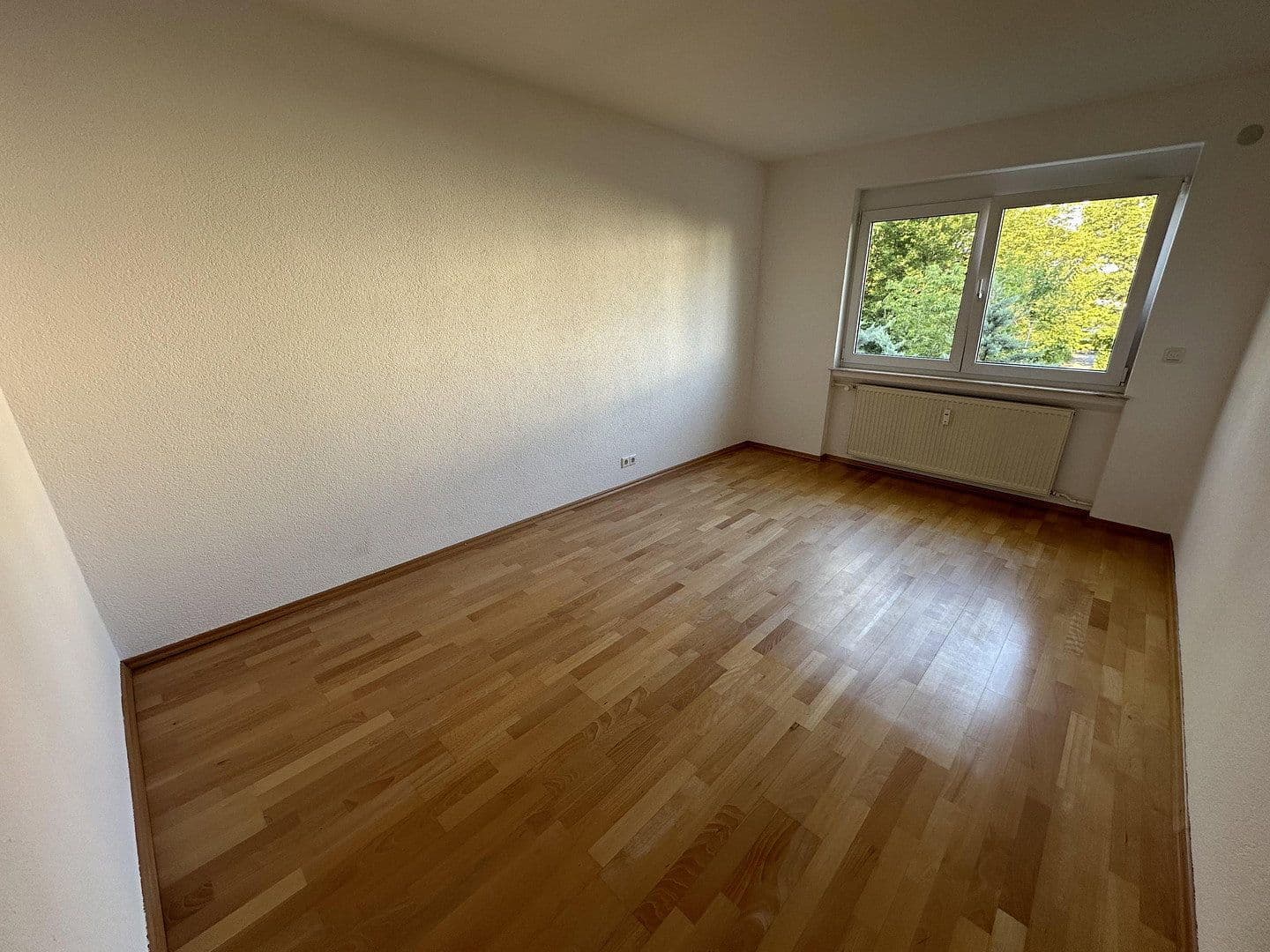 Pronájem bytu 3+1 77 m², Nürtingen, Bádensko-Württembersko Pronájem bytu 3+1 77 m², Nürtingen, Bádensko-Württembersko