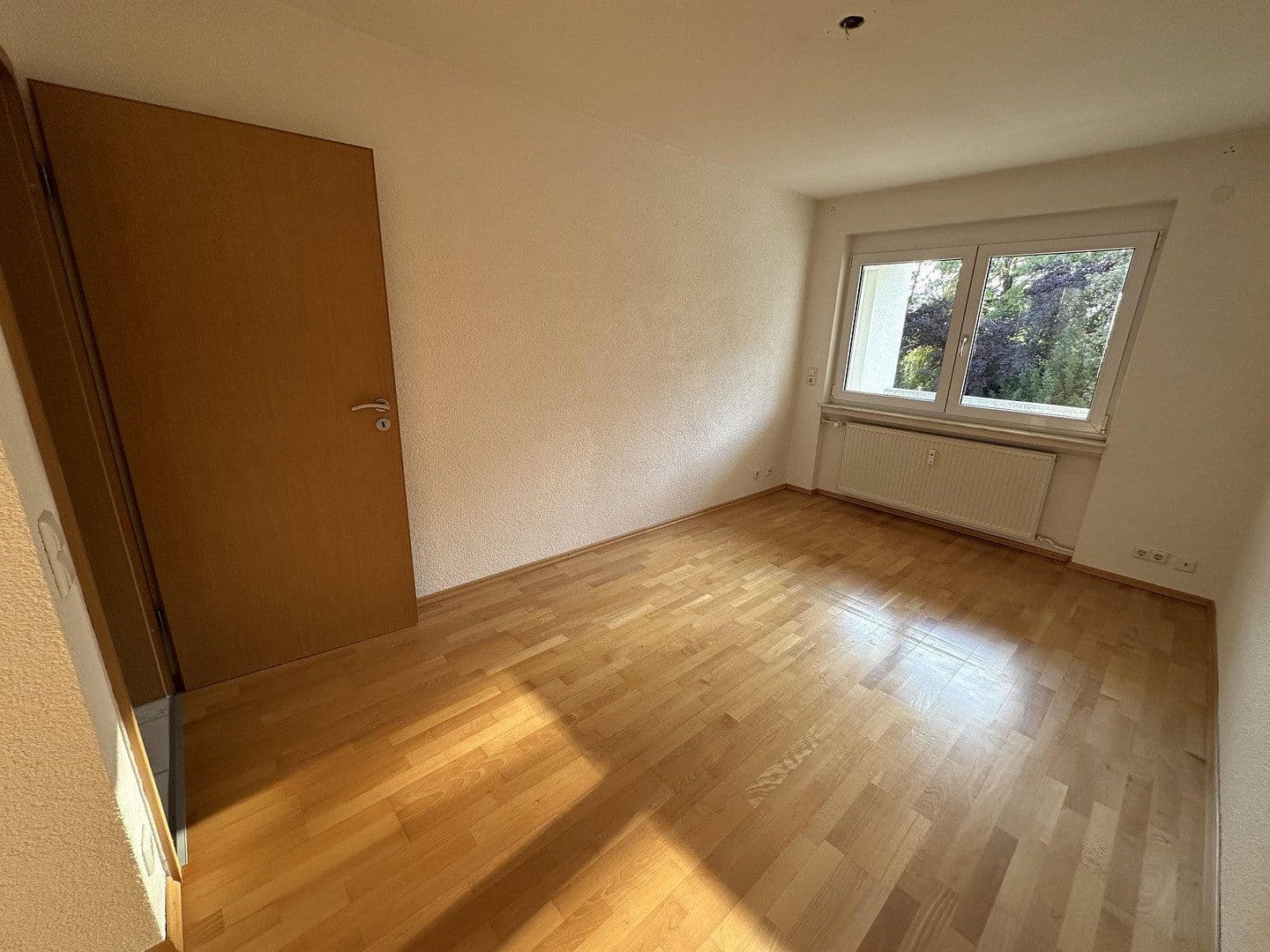 Pronájem bytu 3+1 77 m², Nürtingen, Bádensko-Württembersko Pronájem bytu 3+1 77 m², Nürtingen, Bádensko-Württembersko