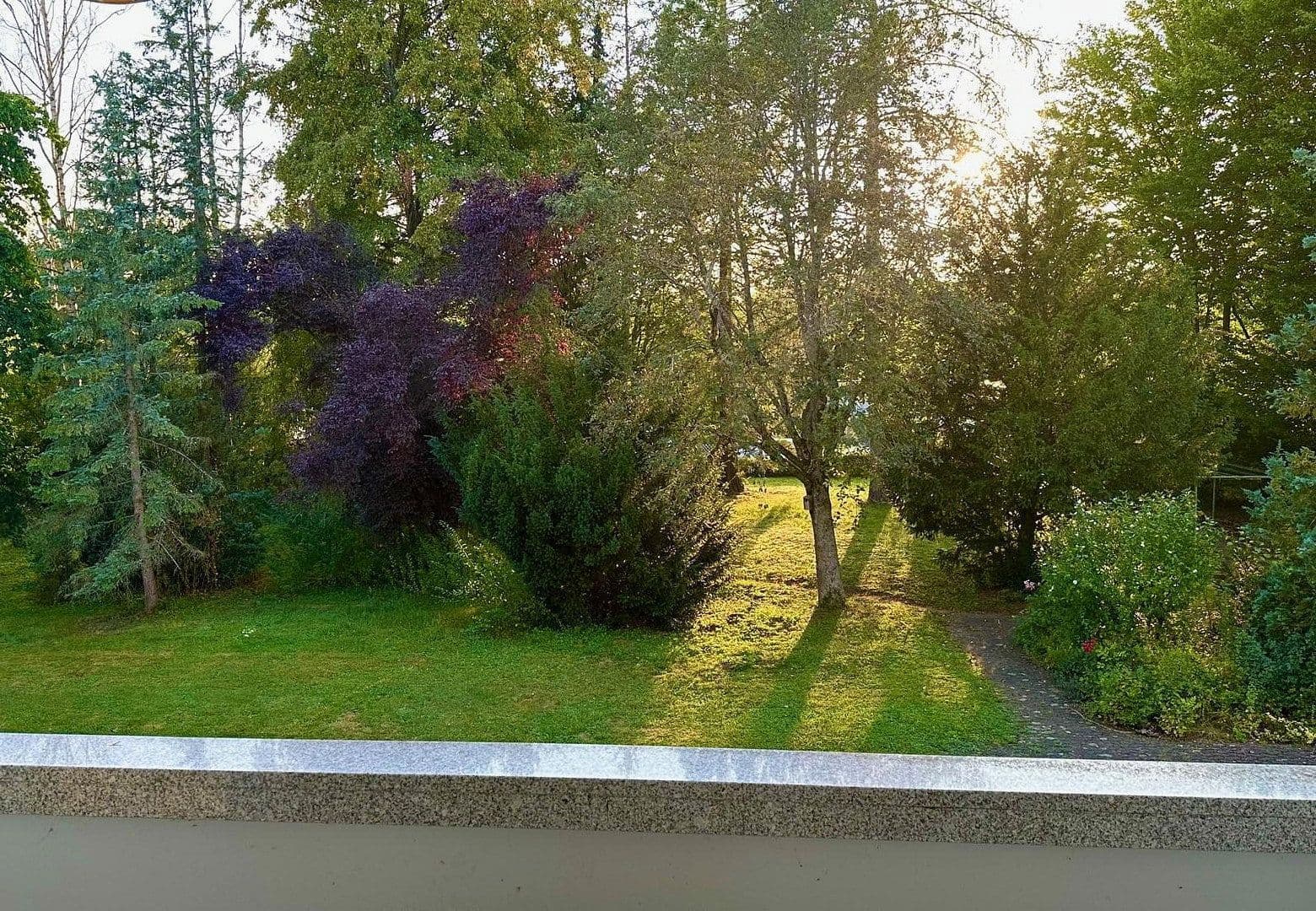 Pronájem bytu 3+1 77 m², Nürtingen, Bádensko-Württembersko Pronájem bytu 3+1 77 m², Nürtingen, Bádensko-Württembersko