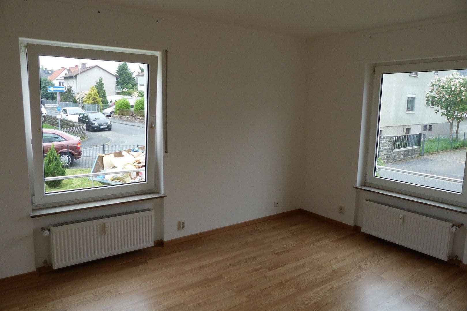 Prodej domu 283 m², pozemek 460 m², Münzenburgstraße 8, Oberursel (Taunus), Hessen Prodej domu 283 m², pozemek 460 m², Münzenburgstraße 8, Oberursel (Taunus), Hessen