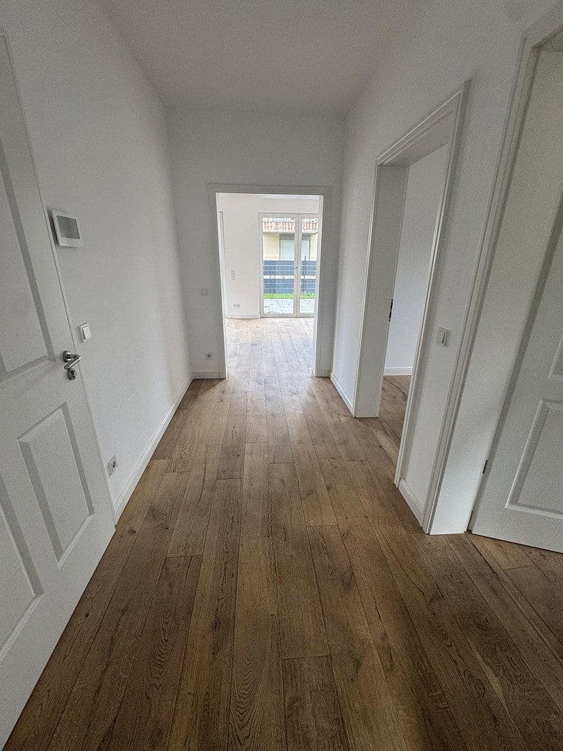 Pronájem bytu 4+1 105 m², Berlin, Berlín Pronájem bytu 4+1 105 m², Berlin, Berlín
