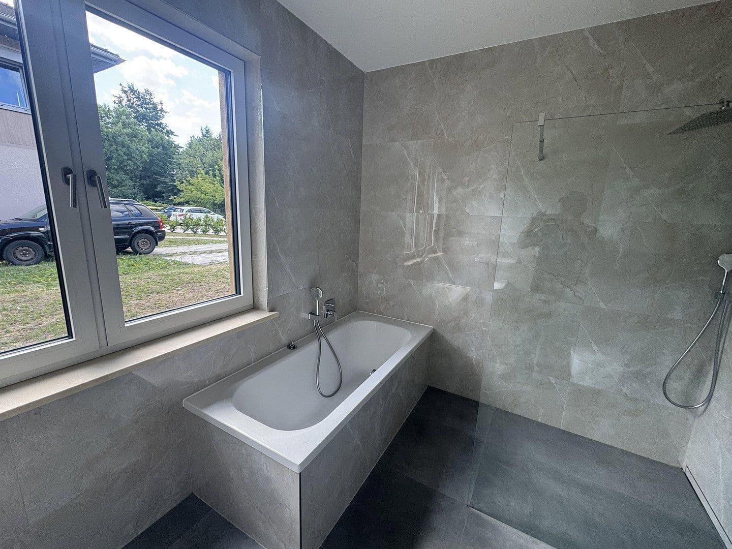Pronájem bytu 4+1 105 m², Berlin, Berlín Pronájem bytu 4+1 105 m², Berlin, Berlín