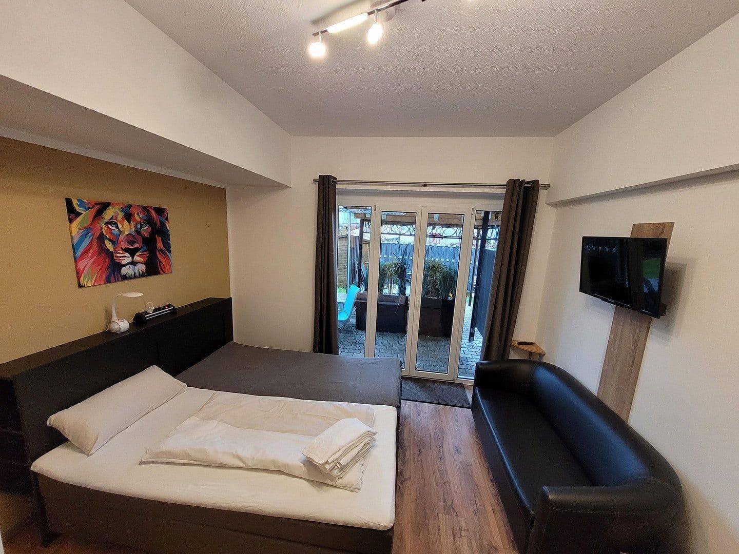 Pronájem bytu 1+1 27 m², Baldhamer Straße 72, Vaterstetten, Bavorsko Pronájem bytu 1+1 27 m², Baldhamer Straße 72, Vaterstetten, Bavorsko