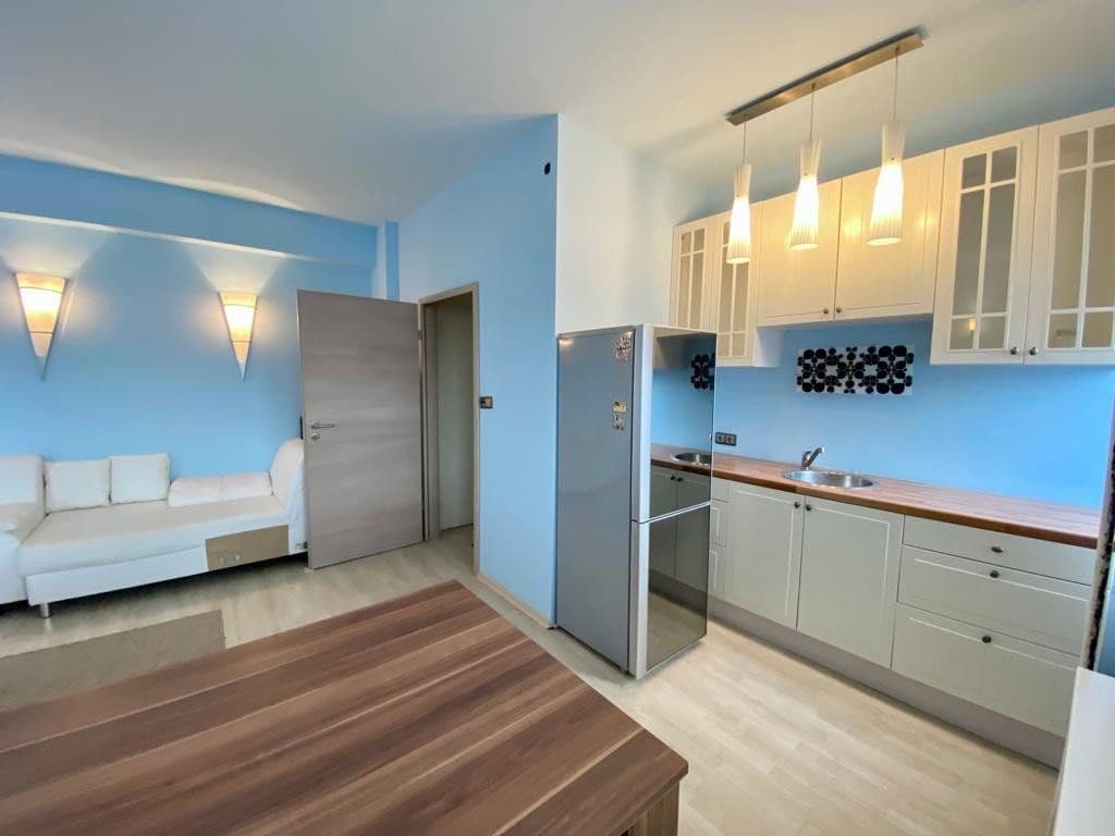 Prodej bytu 2+1 45 m², Kurfürstendamm 154, Berlin, Berlín Prodej bytu 2+1 45 m², Kurfürstendamm 154, Berlin, Berlín