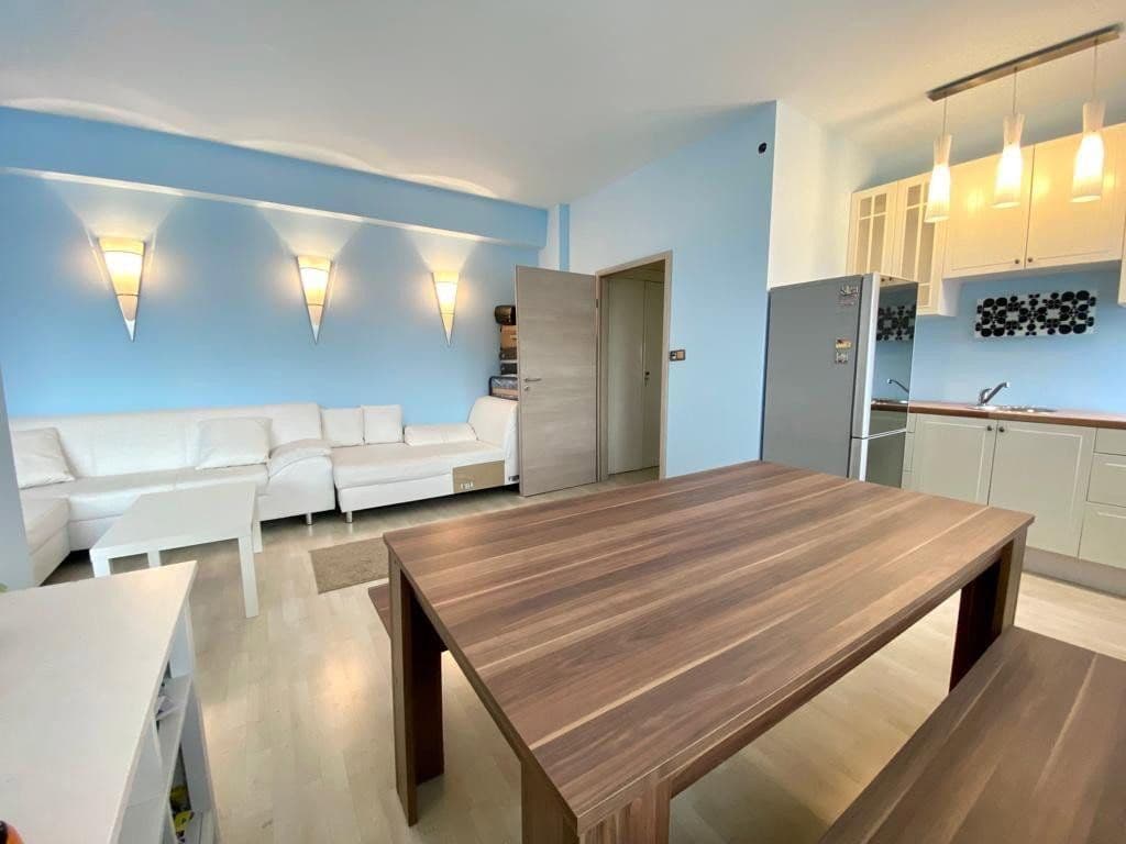 Prodej bytu 2+1 45 m², Kurfürstendamm 154, Berlin, Berlín Prodej bytu 2+1 45 m², Kurfürstendamm 154, Berlin, Berlín