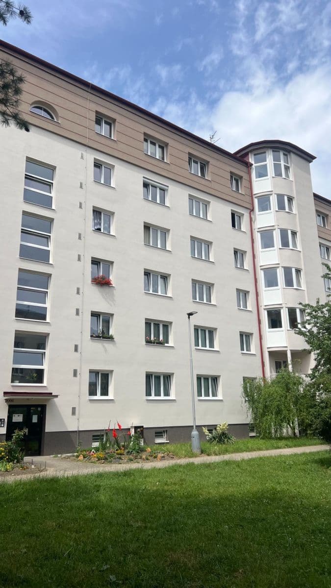 Prodej bytu 2+kk 49 m², Havanská, Kladno, Středočeský kraj Prodej bytu 2+kk 49 m², Havanská, Kladno, Středočeský kraj