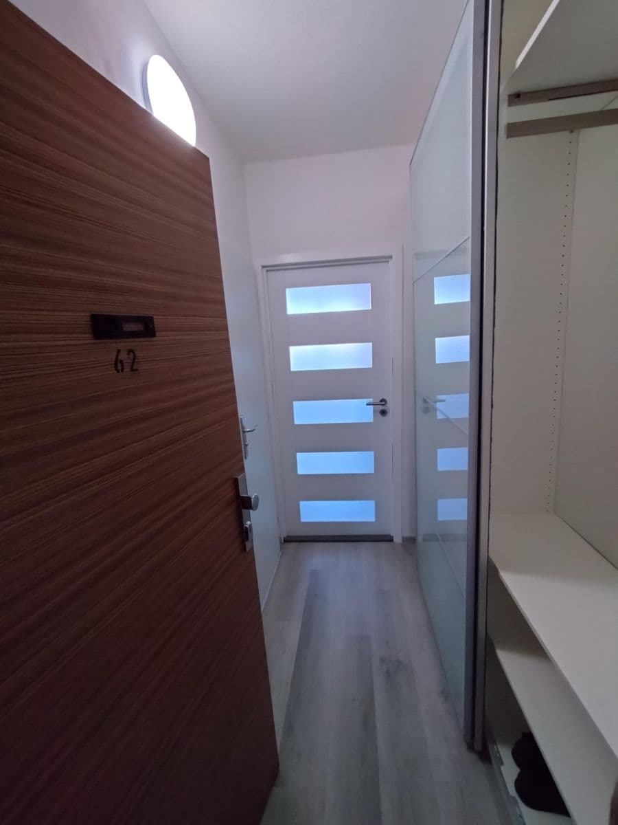 Pronájem bytu 1+kk 30 m², Černého, Praha, Praha Pronájem bytu 1+kk 30 m², Černého, Praha, Praha