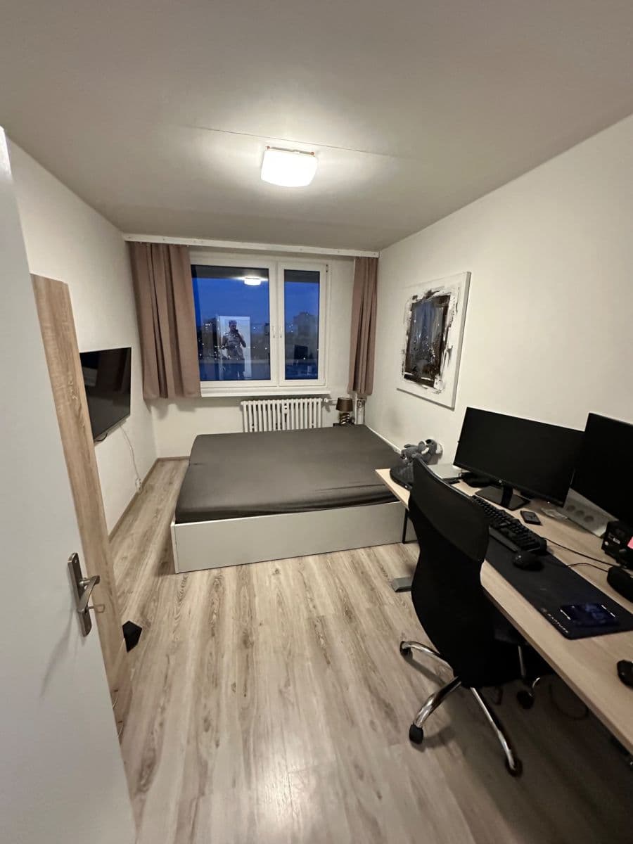 Prodej bytu 2+kk 45 m², Kozmíkova, Praha, Praha Prodej bytu 2+kk 45 m², Kozmíkova, Praha, Praha